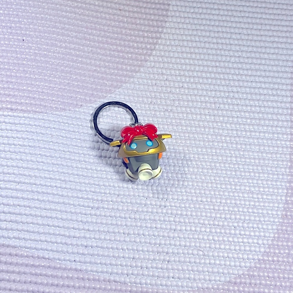 Cute Overwatch Christmas keychain